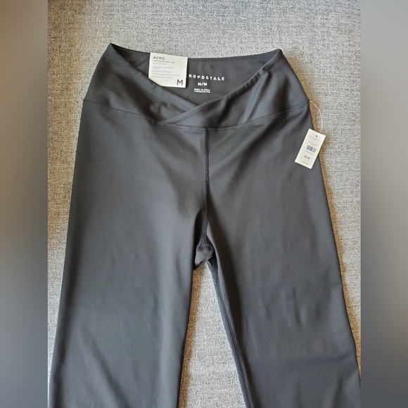 Aeropostale Flare High Rise Leggings - Picture 5 of 16